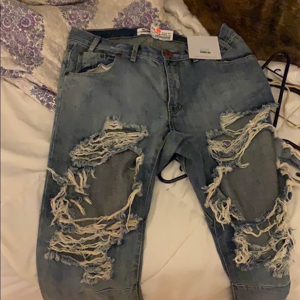 Ripped mom jeans
